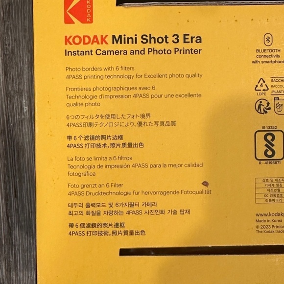 Kodak Mini Shot 3 Era Instant Camera and Photo Printer - Yellow - Picture 8 of 11